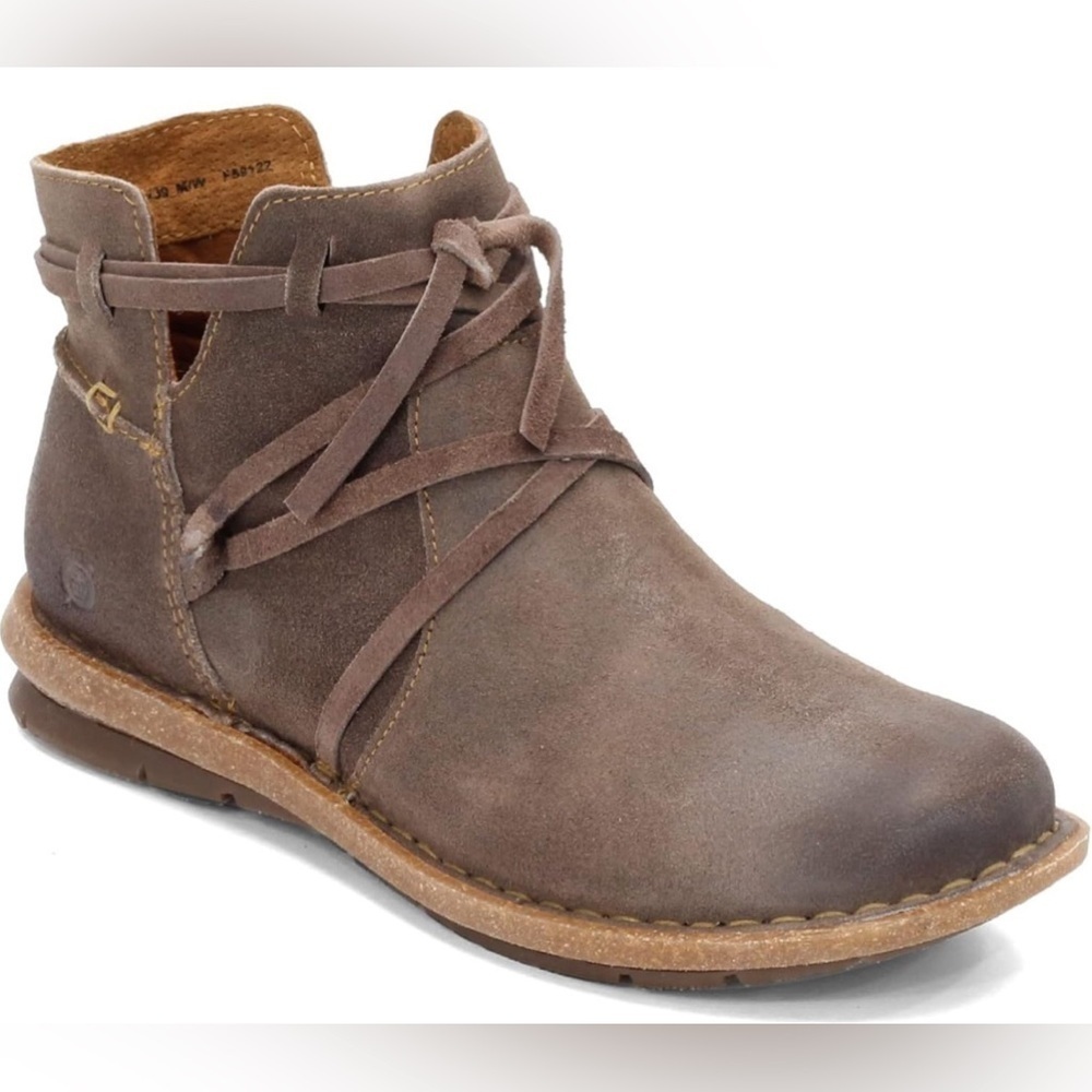 NEW- BORN Women's, Tarkiln Ankle Boot SIZE: 10 M  COLOR: Grey